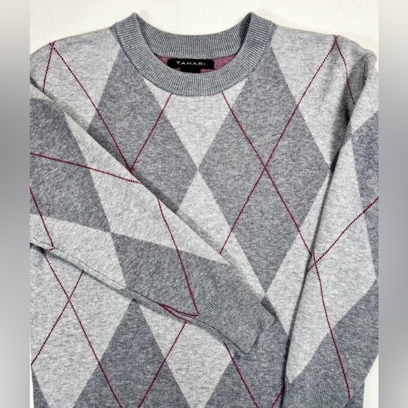 TAHARI Women’s Argyle Academia Grey/Pink Crewneck Sweater Size‎ Extra Small - Picture 1 of 13